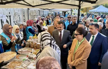 Kayseri'de Müftülük ve TDV, Gazze için Hayır Çarşısı Düzenlendi