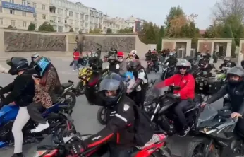 Kayseri'de polis ve motosikletçilerden trafik güvenliği etkinliği