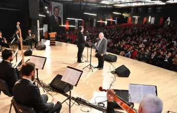 Kayseri'de Rast Faslı Büyüledi: 28 Eserle Sanatseverlere Unutulmaz Gece