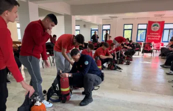 Kayseri İtfaiyesinden Stajyer Öğrencilere Eğitim Desteği