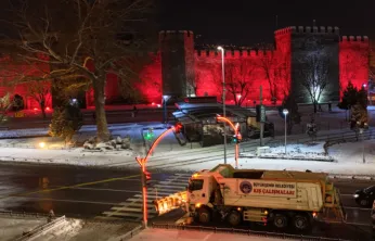 Kırsal'da 187 Yol Açıldı: Gece boyu tuzlama