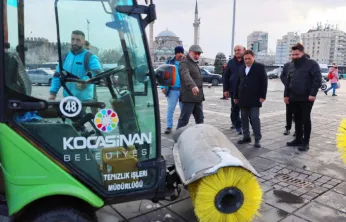 Kocasinan Belediyesi'nden Kar Temizleme Çalışmaları