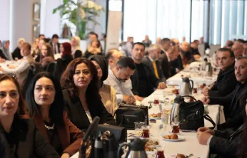 Kocasinan'da 'Akademik Kalemler' Buluştu: Araştırma yapan, kitap yazan öğretmenlere takdir