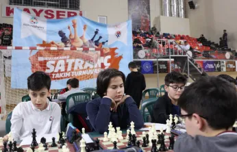 Kocasinan'daki Satranç Turnuvası Sona Erdi, Şampiyonlar Kayseri'yi Temsil Edecek