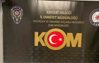 KOM ekipleri 10 bin 400 adet makaron ele geçirdi