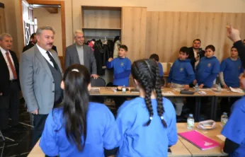 Melikgazi'de İngilizce Kampı Düzenleniyor