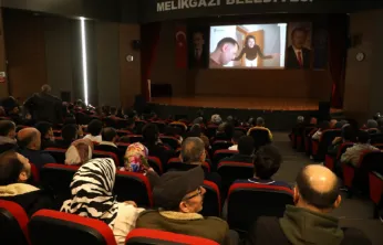 Melikgazi'den İşitme Engellilere Özel Film Gösterimi