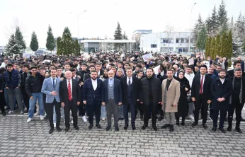 Milletvekili Cıngı, OSB Teknik Kolej'de Karne Heyecanına Ortak oldu