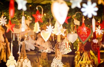 Noel Kutlamaları ve Dini Endişeler: Müslüman Toplumda Artan Hristiyan Gelenekleri