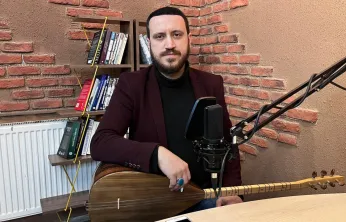 Sanatçı Çağlar 'Enstrüman insana sabrı öğretir'