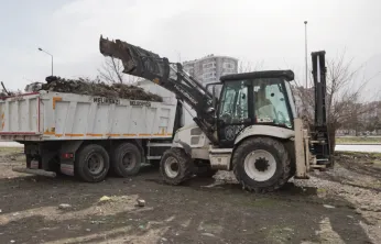 Şiddetli Rüzgarın Etkileri Temizlendi