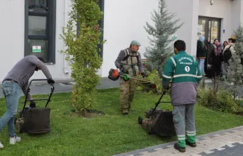 Talas Mevlana Mahallesi'nde 250 personelle bakım ve derin temizlik