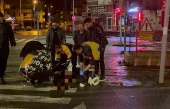 Talas'ta cip motosiklete çarptı: İki Kişi Ağır Yaralı