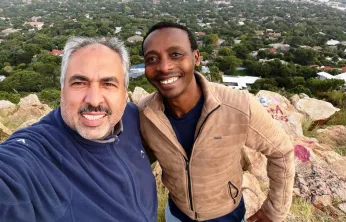 Thezi'nin İslam'ı Kabulü: Bir Hidayet Hikayesi