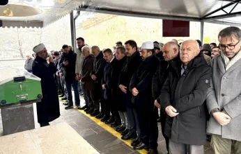 Tokat İl Müftüsü Esat Yapıcı'nın annesi toprağa verildi