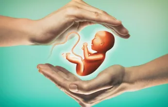 Uzman Altmışyedioğlu, '37 yaşından sonra normal şartlarda gebelik şansları her yıl giderek azalıyor'