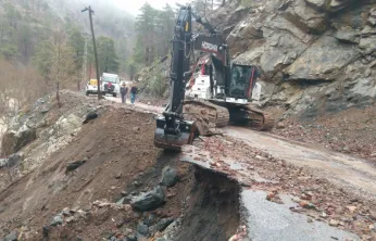 Yahyalı'da Sel ve Heyelan Nedeniyle Kapanan Yollar Yeniden Ulaşıma Açıldı