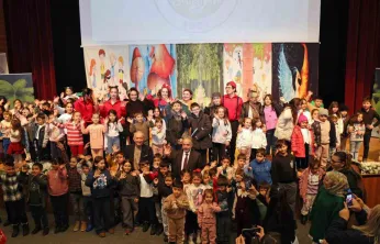 Yalçın Başkan'dan eğlenceli  karne hediyesi