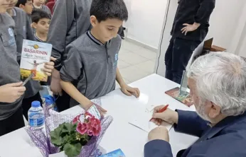 Yazar Ali Özkanlı, Erciyes Proje İHO Öğrencileriyle Buluştu