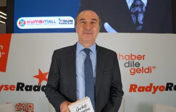 Yazar Recep Bulut, 'Teknolojinin ilerlediği bu çağda, kitapların ilgi görmesi beni memnun ediyor'