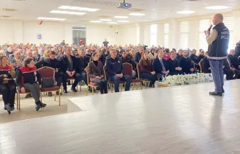Yeşilhisar ve Hacılar'da 'En İyi Narkotik Polisi Anne' konferansı düzenlendi