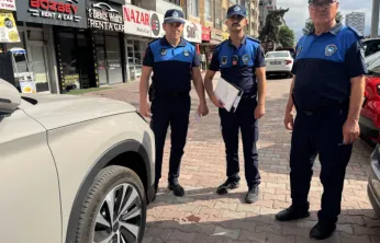 Zabıta'tab Uyarı: 'Kaldırımlar yayaların, yollar araçların'