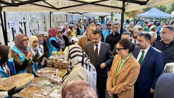 Kayseri'de Müftülük ve TDV, Gazze için Hayır Çarşısı Düzenlendi
