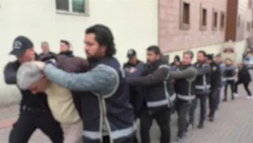 Suç örgütlerine yönelik operasyonda 4 kişi tutuklandı