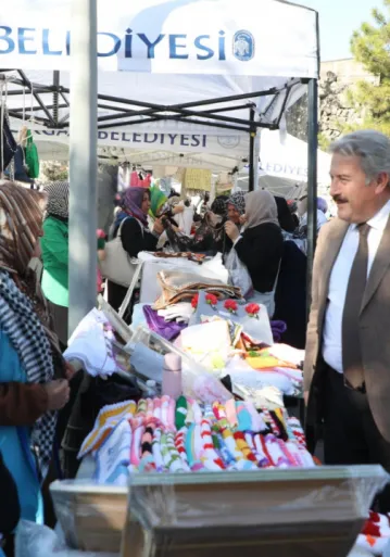 Başkan Palancıoğlu'ndan, Gazze İçin Hayır Çarşısı'na ziyaret