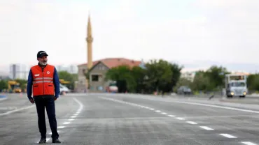 Başkan Çolakbayrakdar, “200 milyonluk ulaşım yatırımıyla tarihi bir bulvar kazandırıyoruz”