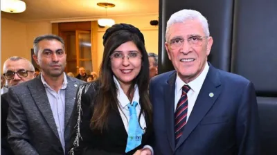 İYİ Partili Hakkomaz Şahin, 'Bazı fotoğraflar tarihe not düşer: Talas'ta bir meşale yaktık'