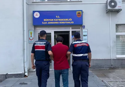 Jandarma ekiplerince 6 yıl hapisle aranan FETÖ üyesi 1 şahıs yakalandı