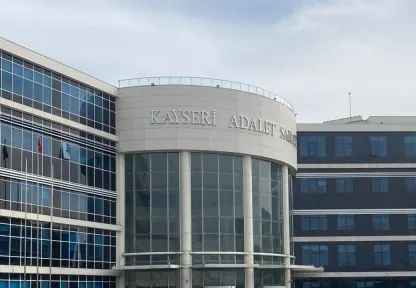 Yabancı uyruklu şahsa yağma ve kasten yaralama suçundan 6 yıl 32 gün hapis