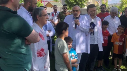 Beyaz Önlüklülerden Gazzeli Çocuklara Sessiz Bir Dokunuş