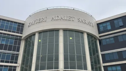 Doğalgaz ustası hakkında ev sahibi ve kardeşini tehdit ettiği gerekçesiyle dava açıldı