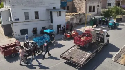 Jandarma ekiplerinden motosikletlere şok denetim
