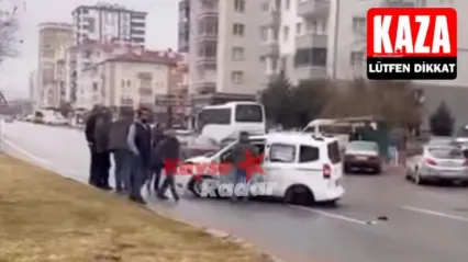 Otomobil ile hafif ticari araç çarpıştı: 2 yaralı