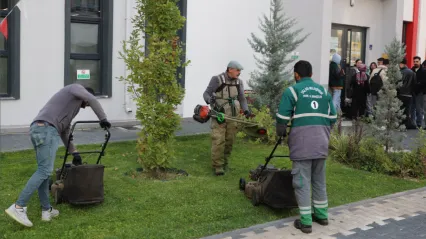 Talas Mevlana Mahallesi'nde 250 personelle bakım ve derin temizlik