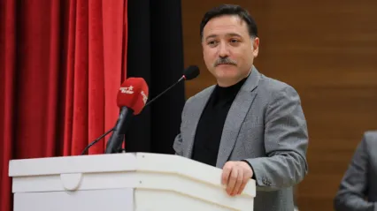 Vali Çiçek, 'Bağımlılıkla mücadelenin en önemli adımı, süreci hiç başlatmamaktır'