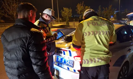 2 alkollü sürücüye cezai işlem uygulandı