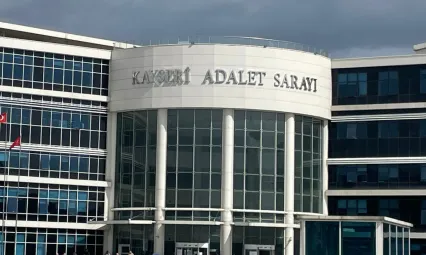 Haklarında 'yağma' suçuyla dava açılan 2 kadın suçlamayı reddetti