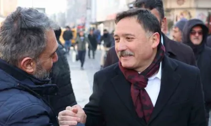 Halkın Valisi Gökmen Çiçek, Yeni Yıl Mesaisine Halkın Arasında Başladı