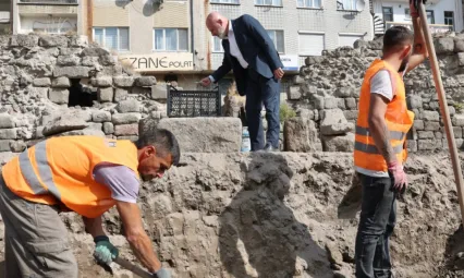 Hoca Hasan Medresesi'nde restorasyon çalışmaları sürüyor