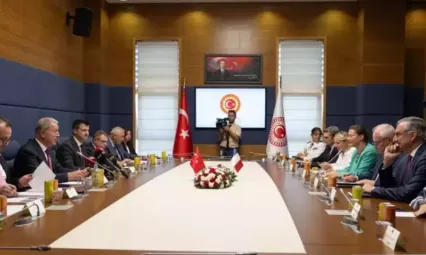 Hulusi Akar'dan Gazze ve Lübnan'da ateşkes çabası