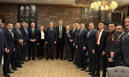 Hulusi Akar Şehit Aileleri ve Gazilerle Buluştu: 'Her Zaman Bir ve Beraberiz'