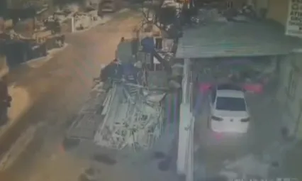 İşyerinden hırsızlık operasyonu: 2 şüpheli 250 bin TL'lik hurdayla yakalandı