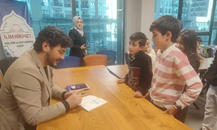 Kayseri'de Bir İlk: Ekrandan Kur'an Eğitimi Öğrencileri Yazarlarla Buluştu!