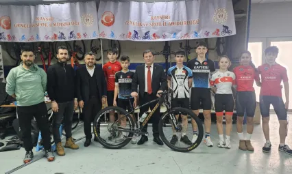 Müdür Kabakcı, 'Alınan eğitimler, gençlerimizin yeteneklerini keşfetmelerini sağlıyor'