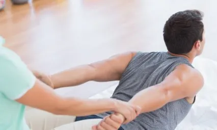 Pulmoner rehabilitasyon programı hangi hastalara uygulanır?