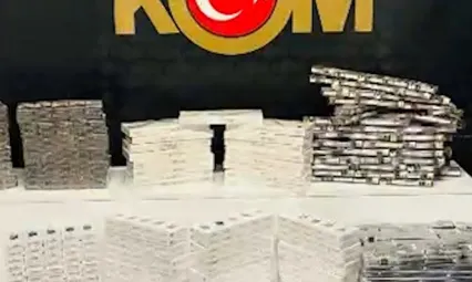 Şehre kaçak sigara sokmaya çalışan 2 şüpheli yakalandı